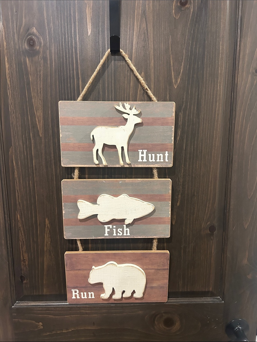 Rustic Hunt Fish Run Wall Hanging - Neutral Tone
